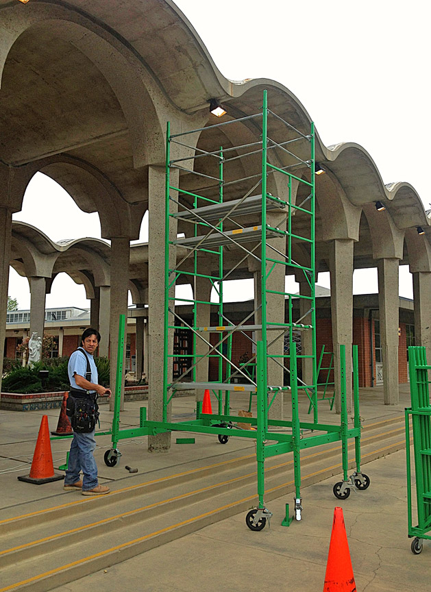 Scaffolding for theaters